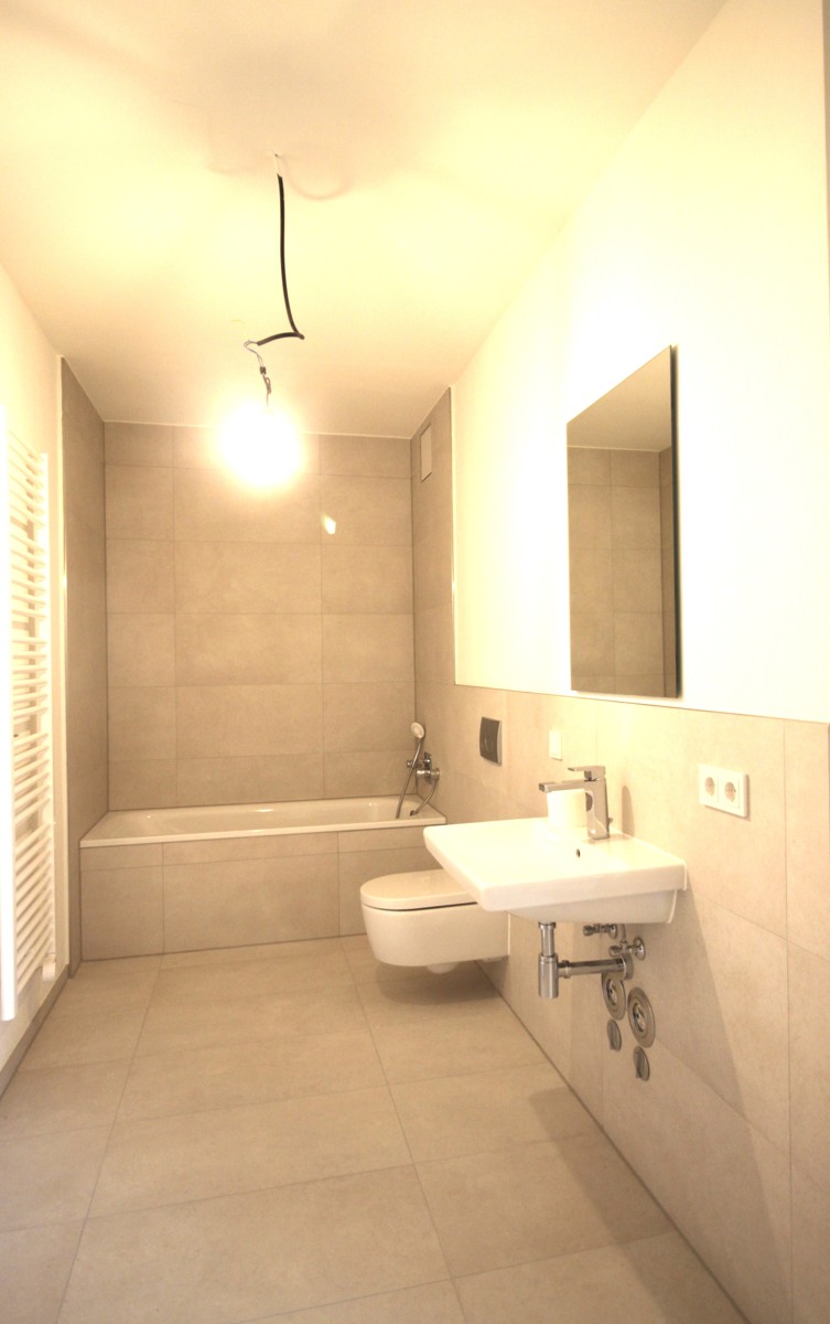2. Bad Etagenwohnung Mainz