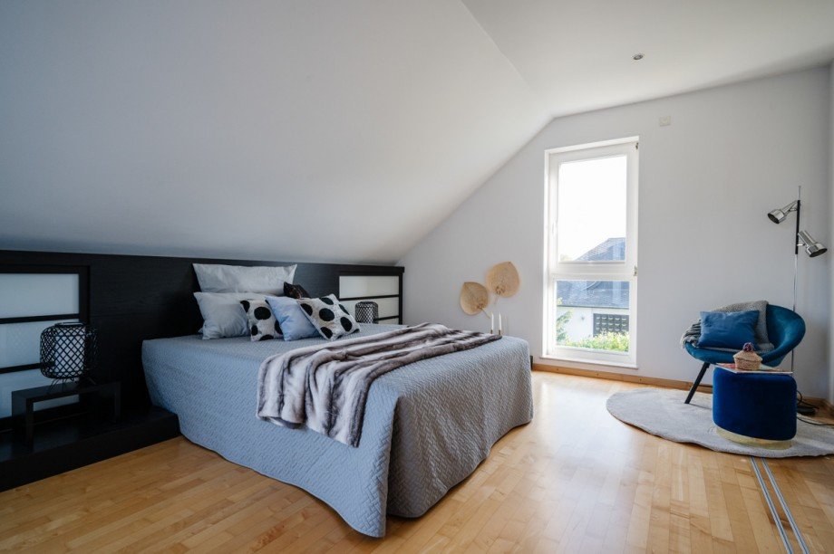 Schlafzimmer 2. Einfamilienhaus Mainz / Mainz-Laubenheim