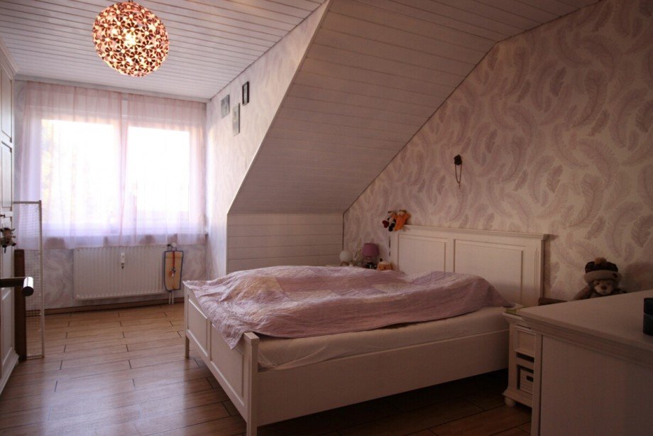 Schlafzimmer Dachgeschosswohnung Mainz