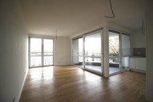 Wohnzimmer Erstbezug - charmante 4-Zimmer-Wohnung mit super Ausstattung