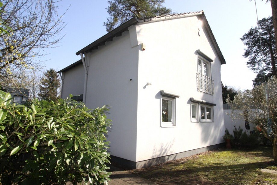 Von au�en... Einfamilienhaus Mainz-Gonsenheim
